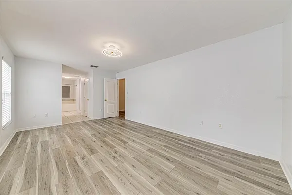 $2,400 | 1176 Lake Pl Court, Lakeland, FL 33805