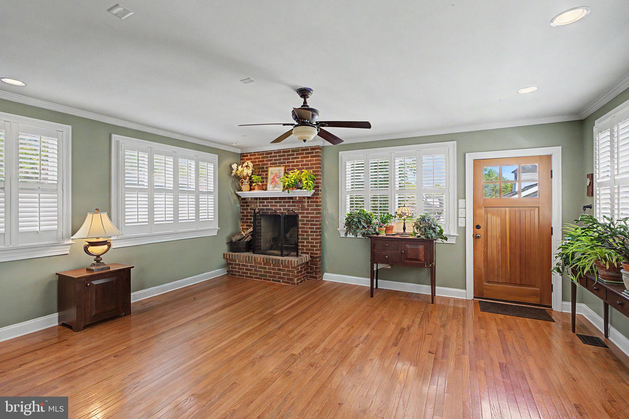 4 Ayr Street Southwest Leesburg, VA 20175 - Photo 12 of 47