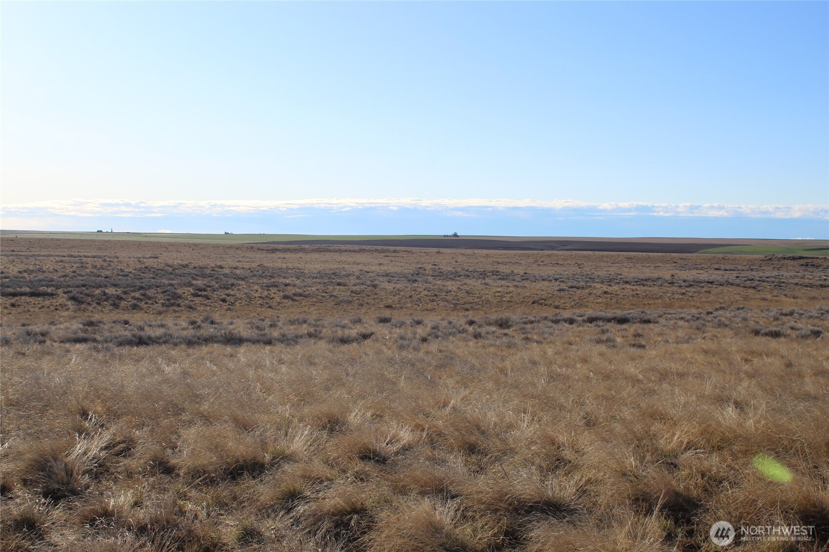 0 Schafer And Dewalt Road Ritzville, WA 99169 - Photo 3 of 4 a view of an ocean beach
