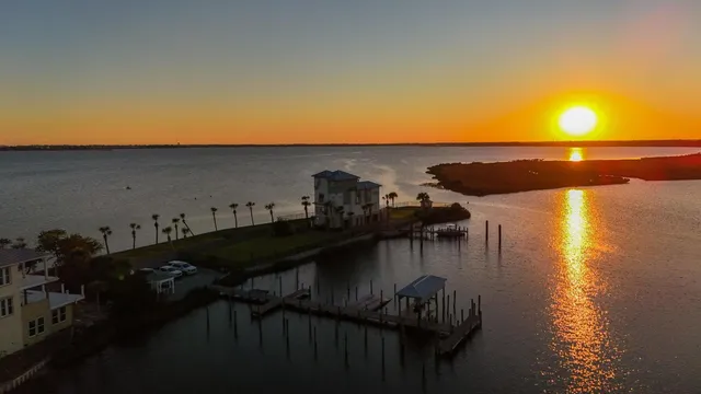 $1,995,000 | 6701 Yacht Club Drive, Panama City, FL 32404