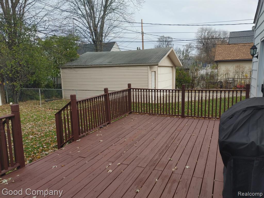 892 Princeton Road Berkley, MI 48072 - Photo 19 of 35
