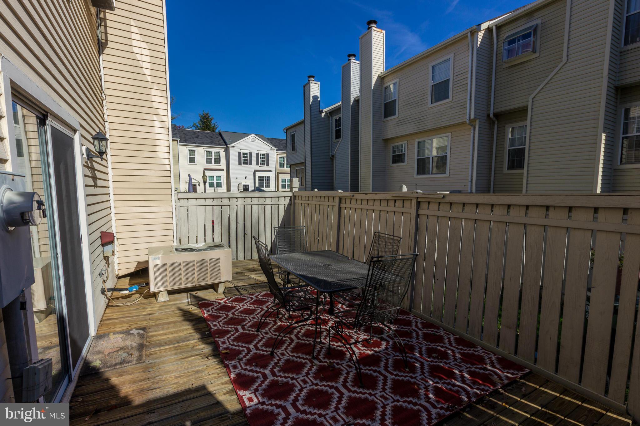 2470 Ridgehampton Court Reston, VA 20191 - Photo 22 of 25 Exterior (Rear)
