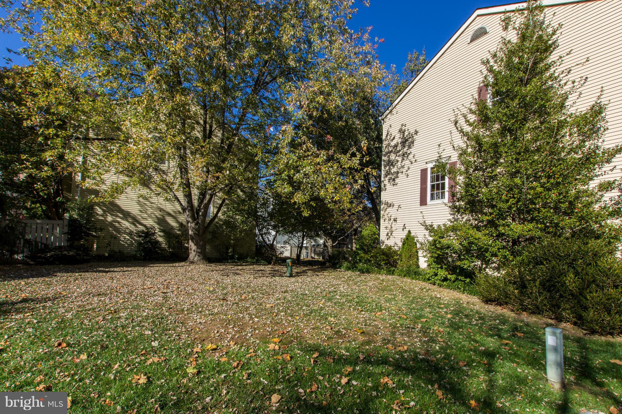 2470 Ridgehampton Court Reston, VA 20191 - Photo 24 of 25 Exterior (General)