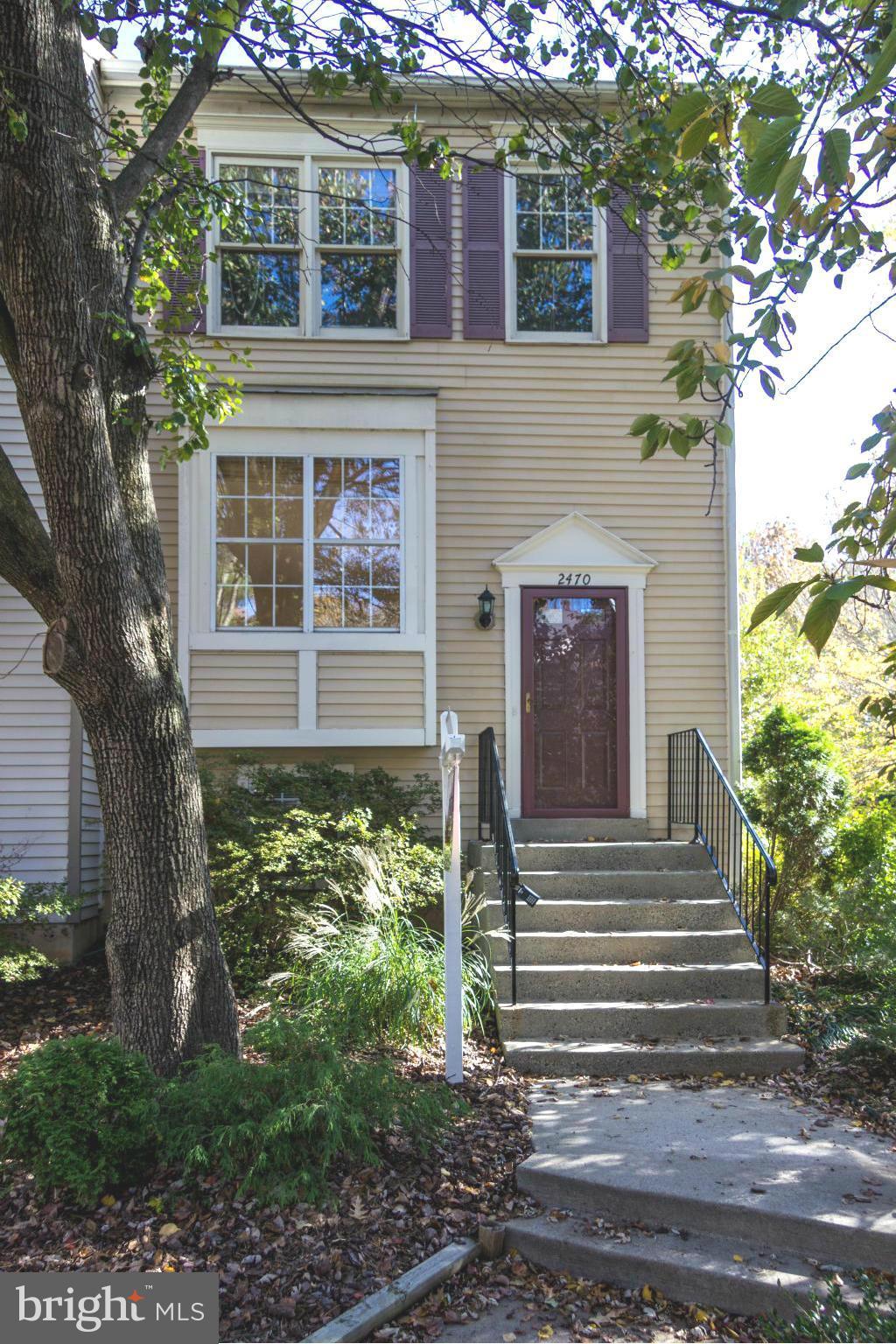 2470 Ridgehampton Court Reston, VA 20191 - Photo 25 of 25 Exterior (Front)