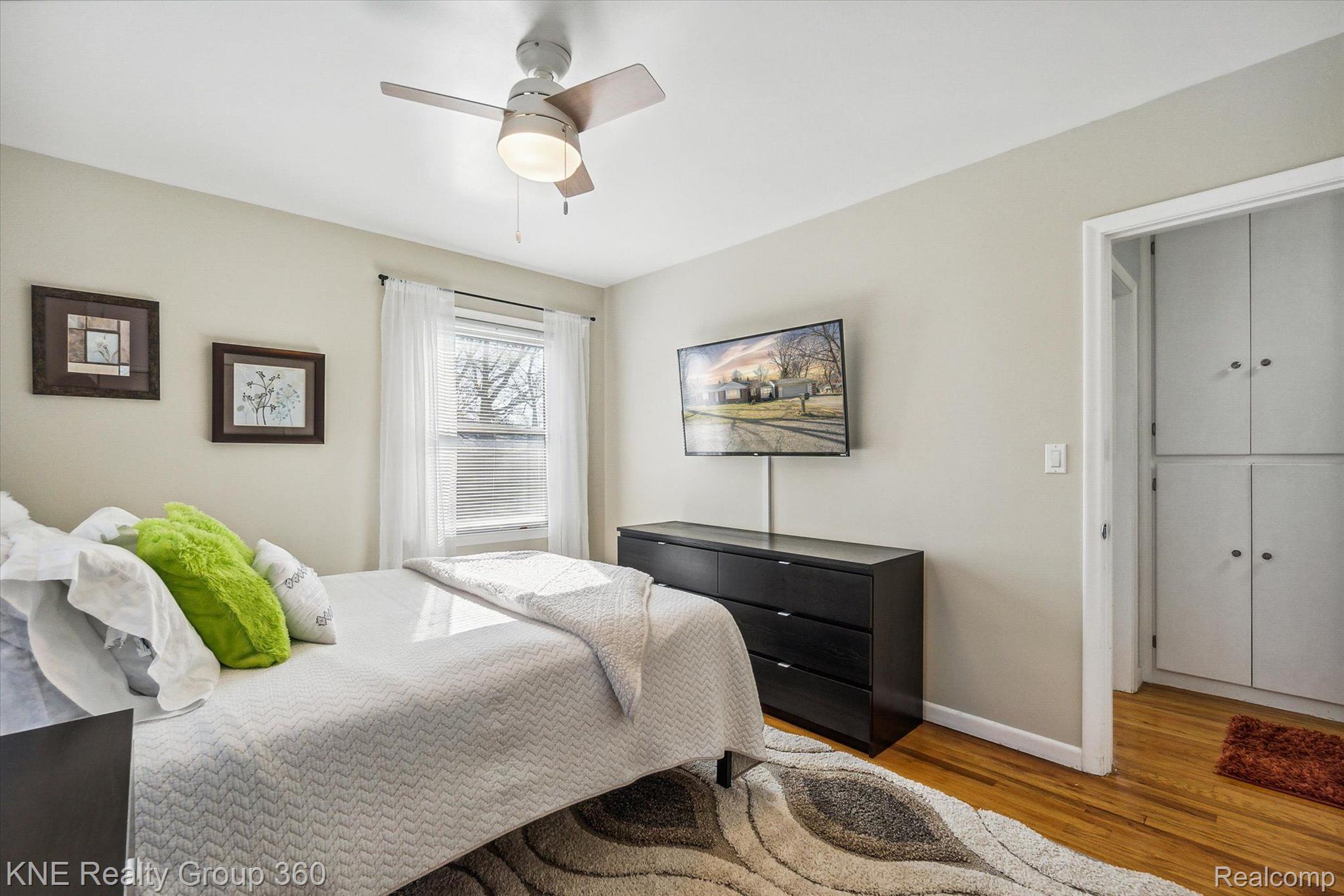 1443 Crest Road Howell, MI 48843 - Photo 15 of 31 Gallery Image 15