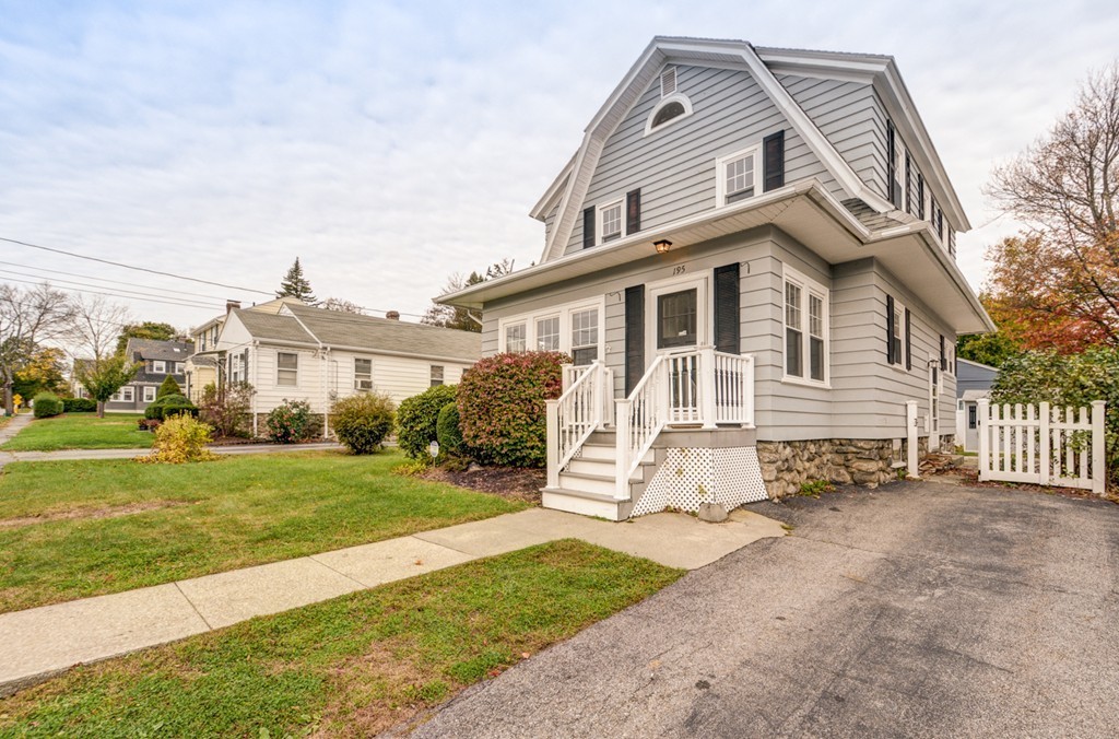 195 Fairhaven Road Worcester, MA 01606 - Photo 4 of 29 Gallery Image 4