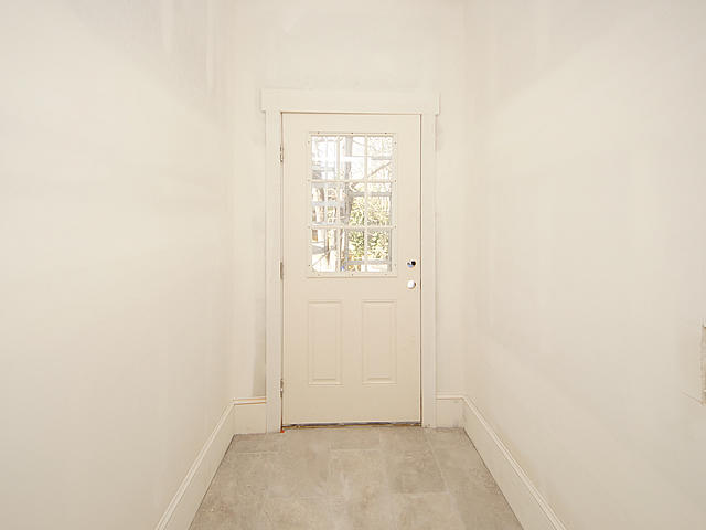 128 Fishburne Street Charleston, SC 29403 - Photo 17 of 33 17