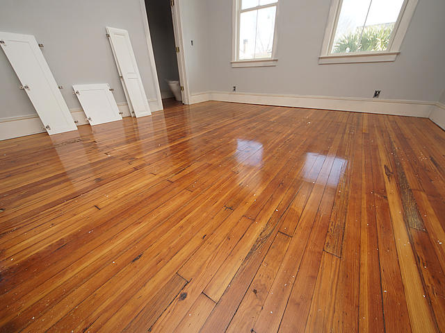128 Fishburne Street Charleston, SC 29403 - Photo 7 of 33 07