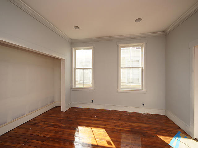 128 Fishburne Street Charleston, SC 29403 - Photo 10 of 33 10