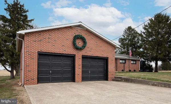 $355,000 | 762 Sand Hill Road, Selinsgrove, PA 17870