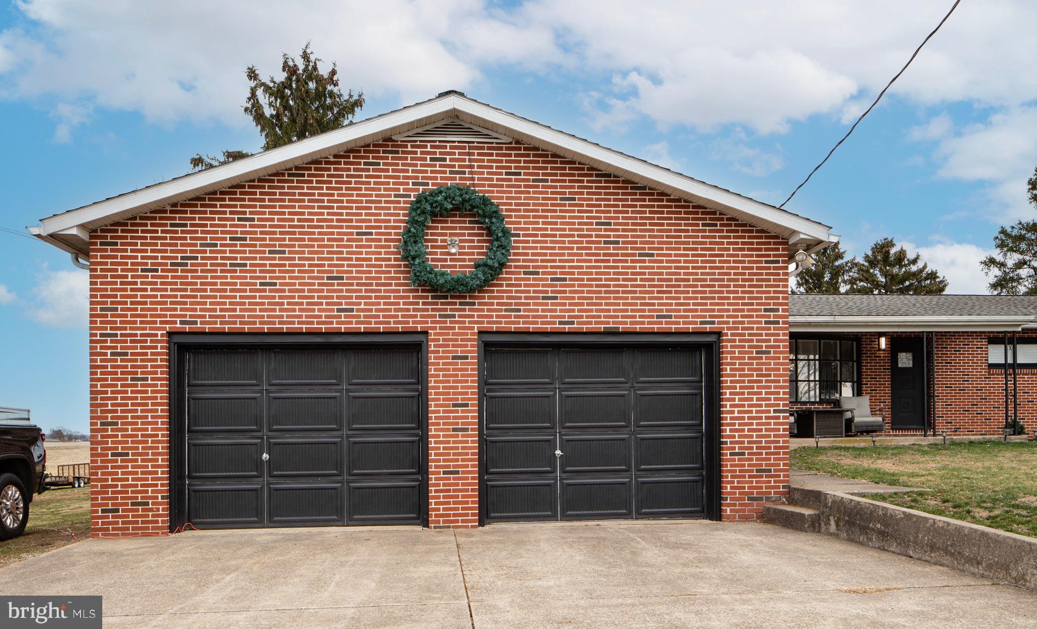 762 Sand Hill Road Selinsgrove, PA 17870 - Photo 4 of 49