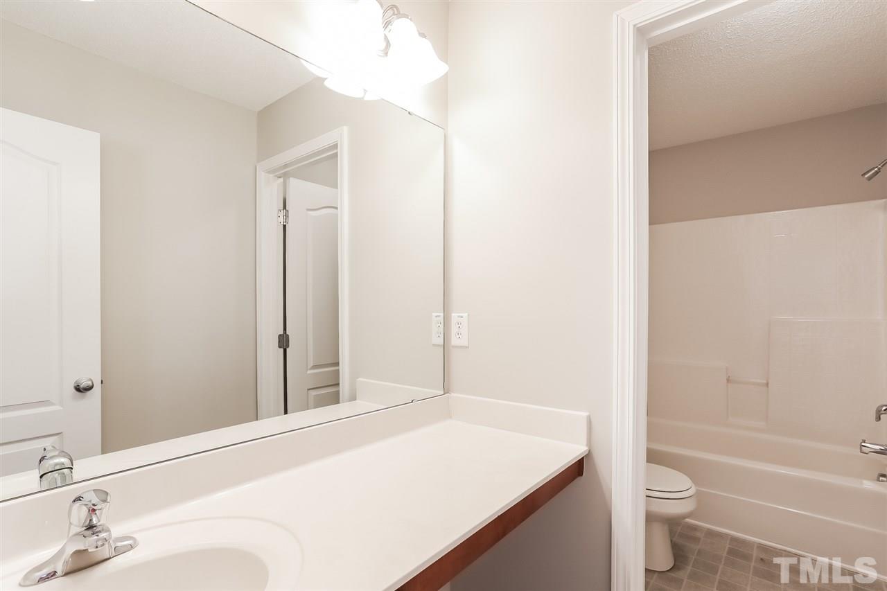 3350 Dutchman Road Raleigh, NC 27610 - Photo 4 of 24