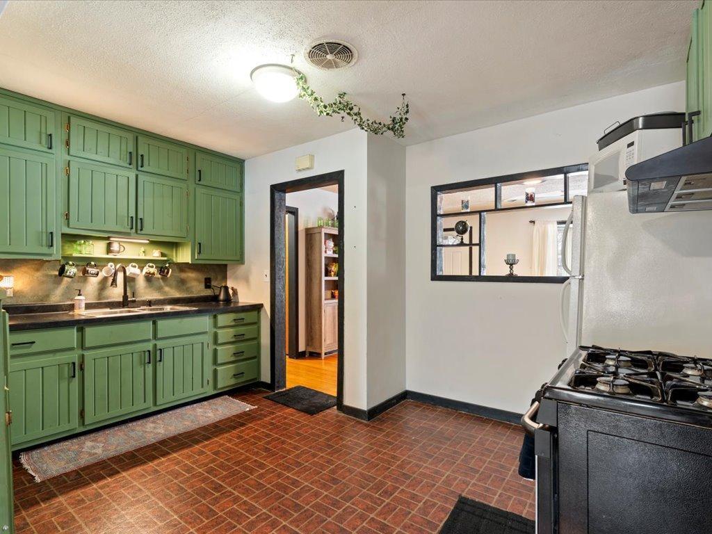 1315 8th Avenue Northeast Brainerd, MN 56401 - Photo 17 of 28