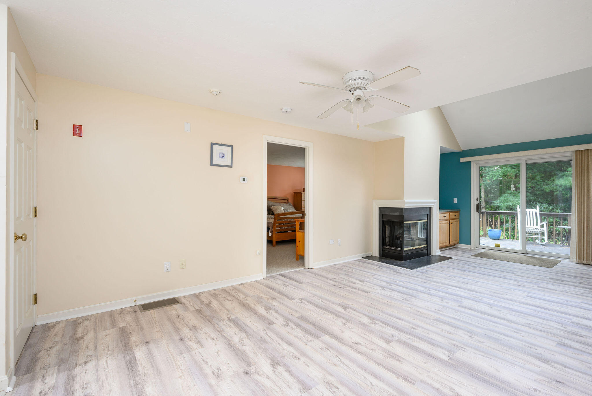 46 Pine Hill Boulevard Mashpee, MA 02649 - Photo 5 of 36 IMG_4914-Edit