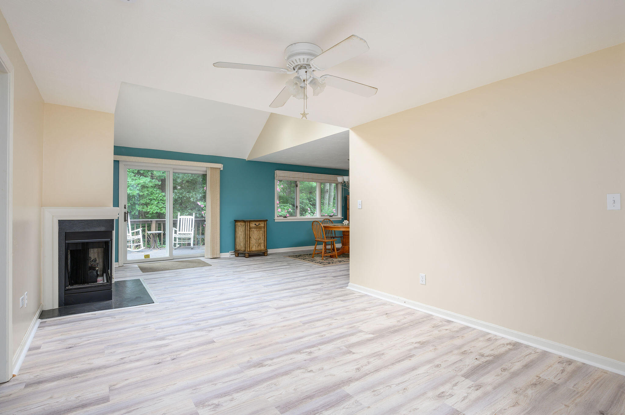 46 Pine Hill Boulevard Mashpee, MA 02649 - Photo 6 of 36 IMG_4921-Edit