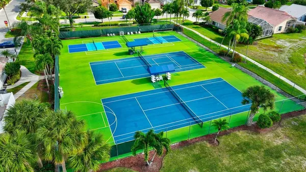 $675,000 | 7727 Great Glen Circle, Delray Beach, FL 33446