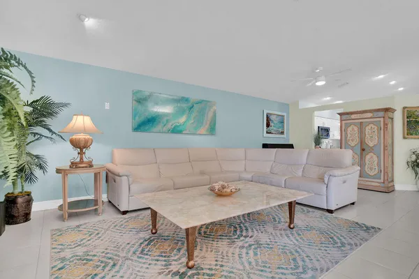 $675,000 | 7727 Great Glen Circle, Delray Beach, FL 33446