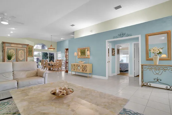 $675,000 | 7727 Great Glen Circle, Delray Beach, FL 33446