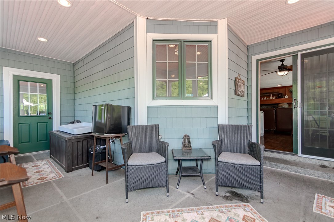 6962 Williams Road Painesville, OH 44077 - Photo 18 of 48 Screened in Porch