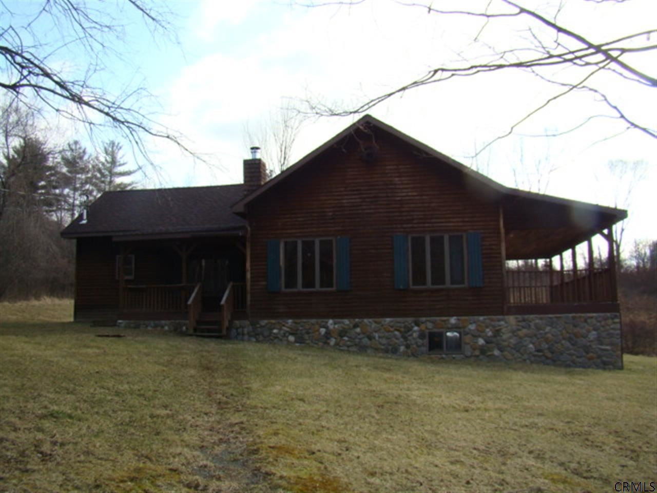 108 Phillips Road Pittstown, NY 12185 - Photo 1 of 20 Photo 1