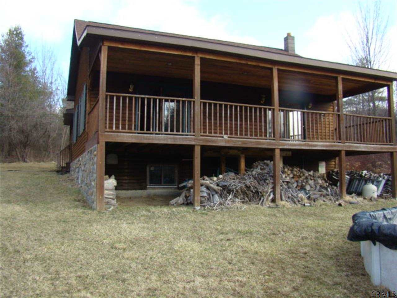 108 Phillips Road Pittstown, NY 12185 - Photo 3 of 20 Photo 3