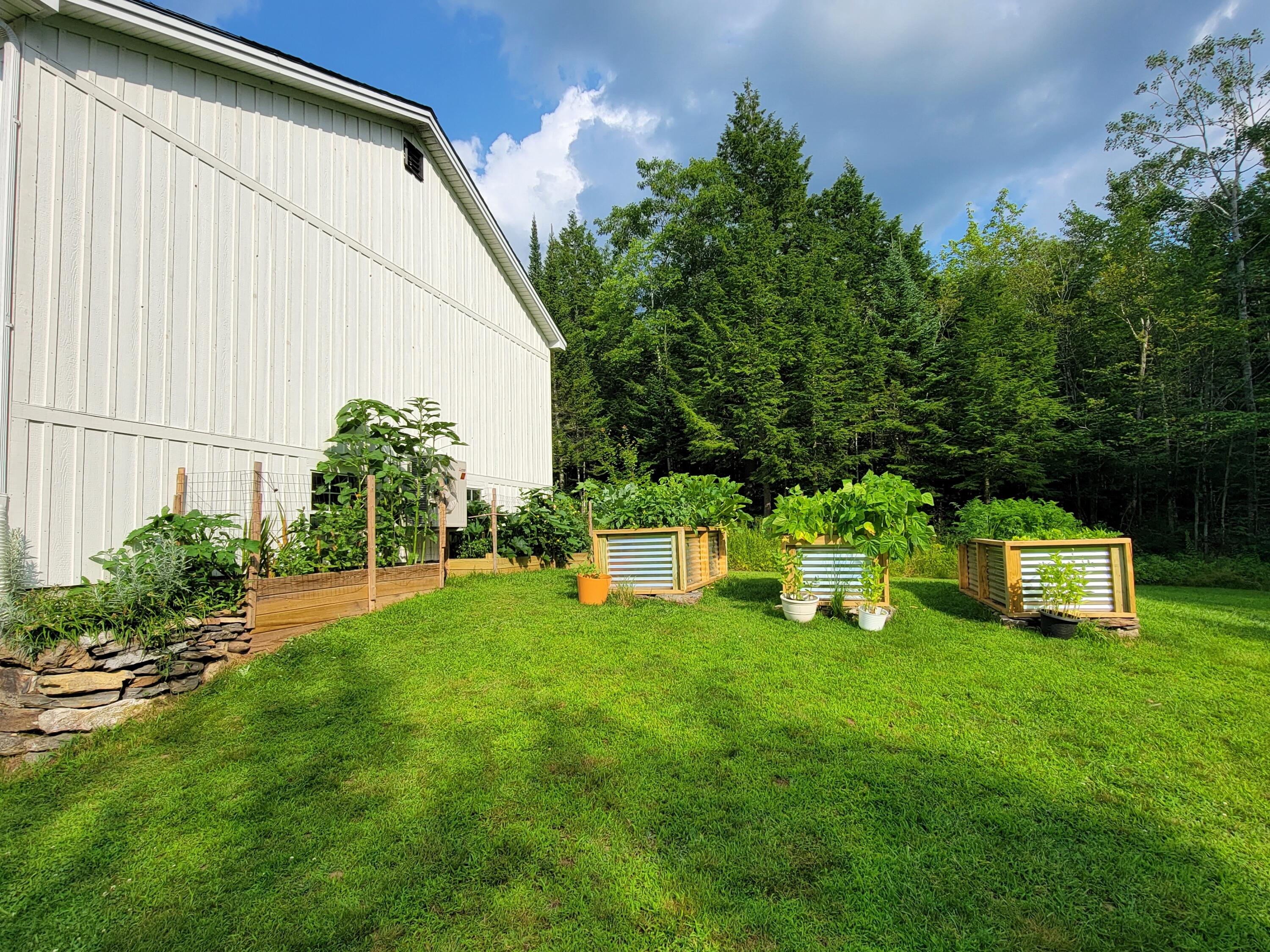 1060 Banton Road Palermo, ME 04354 - Photo 28 of 34 Yard