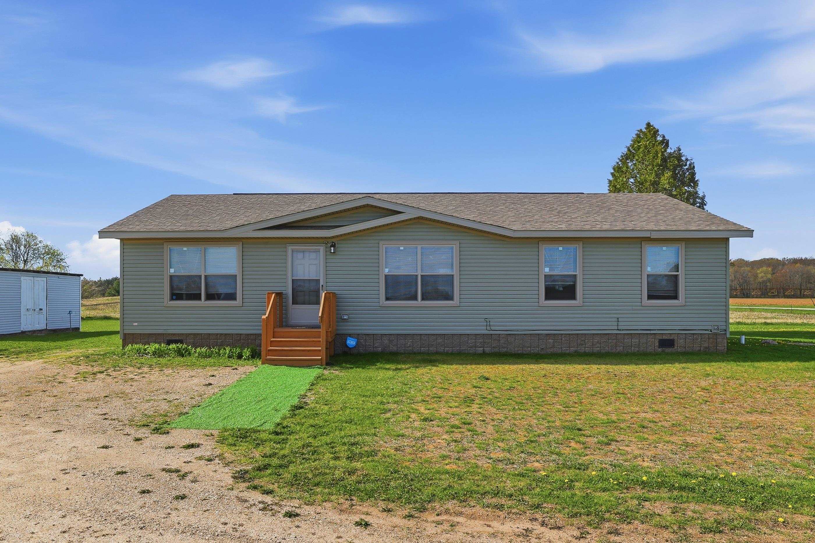 E2902 Wasrud Road Iola, WI 54945 - Photo 2 of 38