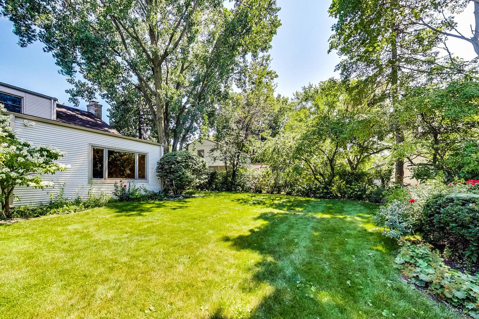 8652 East Prairie Road Skokie, IL 60076 - Photo 21 of 25 Gallery Image 21