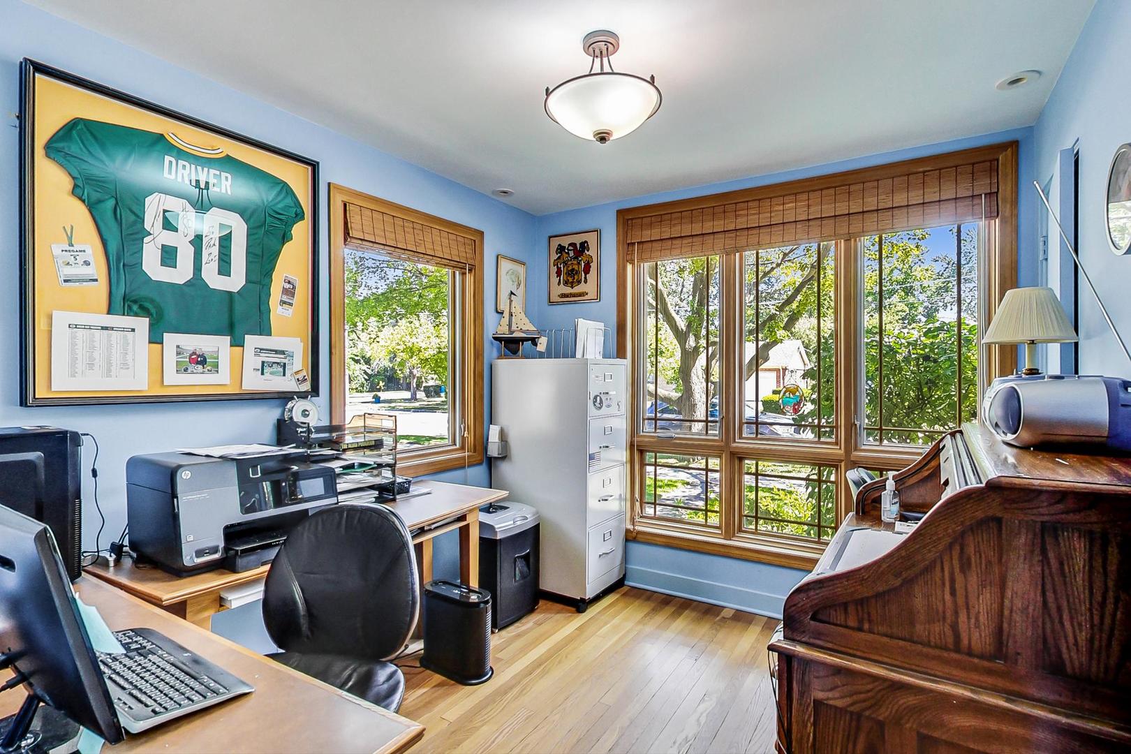 8652 East Prairie Road Skokie, IL 60076 - Photo 10 of 25 Gallery Image 10