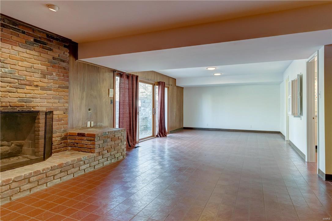 9701 Ladue Road Ladue, MO 63124 - Photo 27 of 33 Gallery Image 27