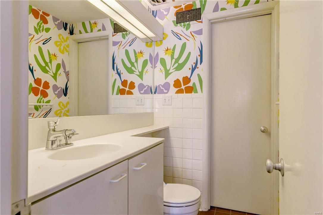 9701 Ladue Road Ladue, MO 63124 - Photo 28 of 33 Gallery Image 28