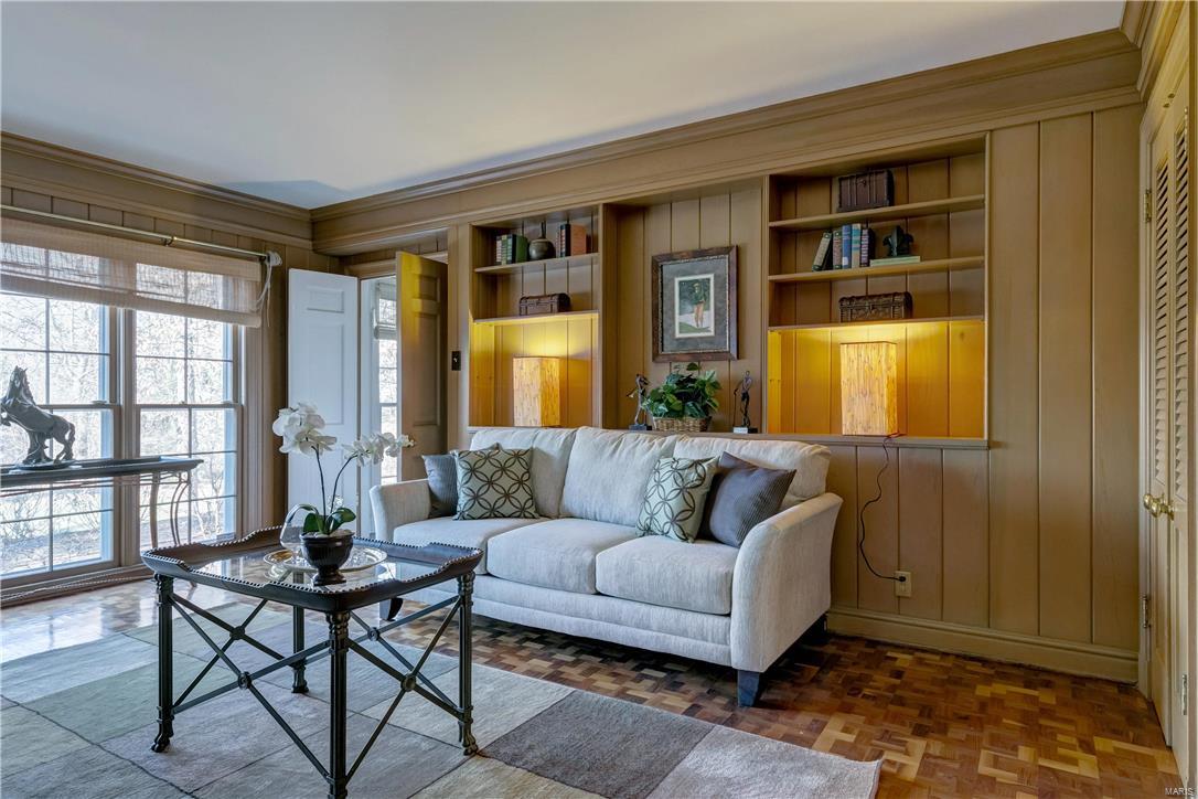 9701 Ladue Road Ladue, MO 63124 - Photo 10 of 33 Gallery Image 10