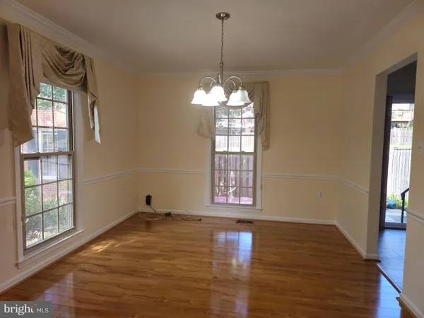 $3,500 | 4508 Shoal Creek Court, Alexandria, VA 22312