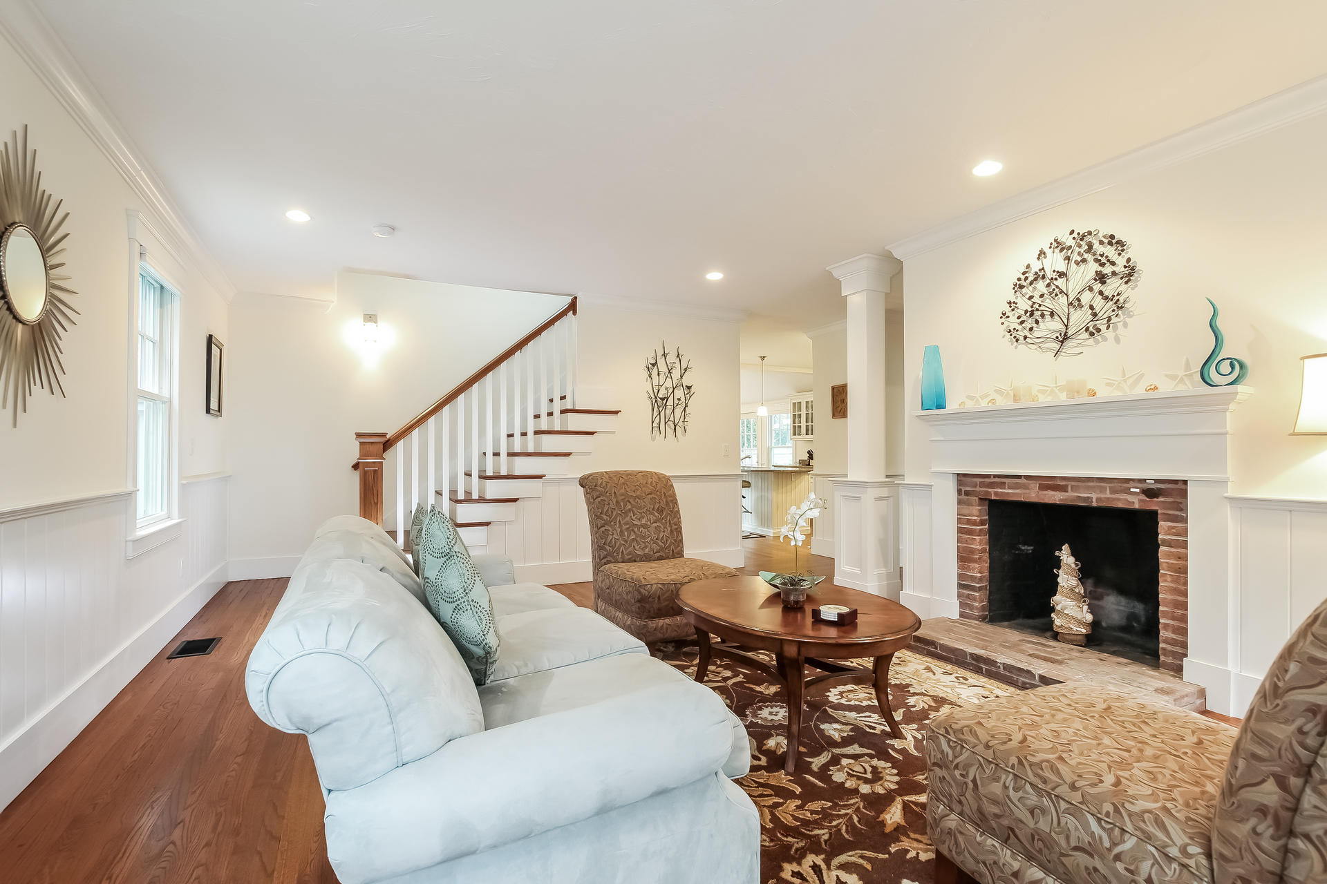 16 Studley Road Hyannis, MA 02601 - Photo 5 of 35 005-photo-living-room-6394863