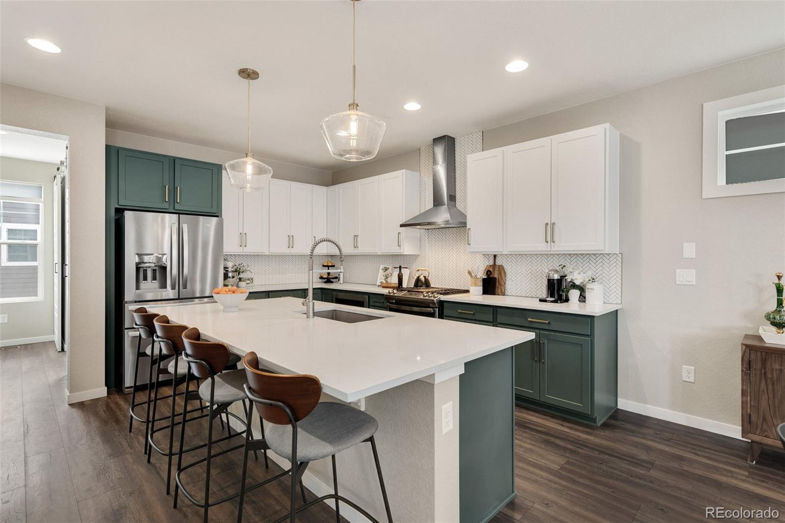 8983 Ramblestone Street Highlands Ranch, CO 80129 - Photo 6 of 38 Gallery Image 6