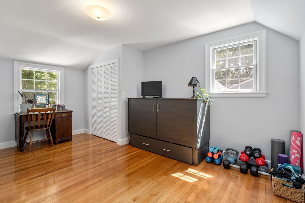 15 Westbrook Road Worcester, MA 01602 - Photo 16 of 22 Gallery Image 16