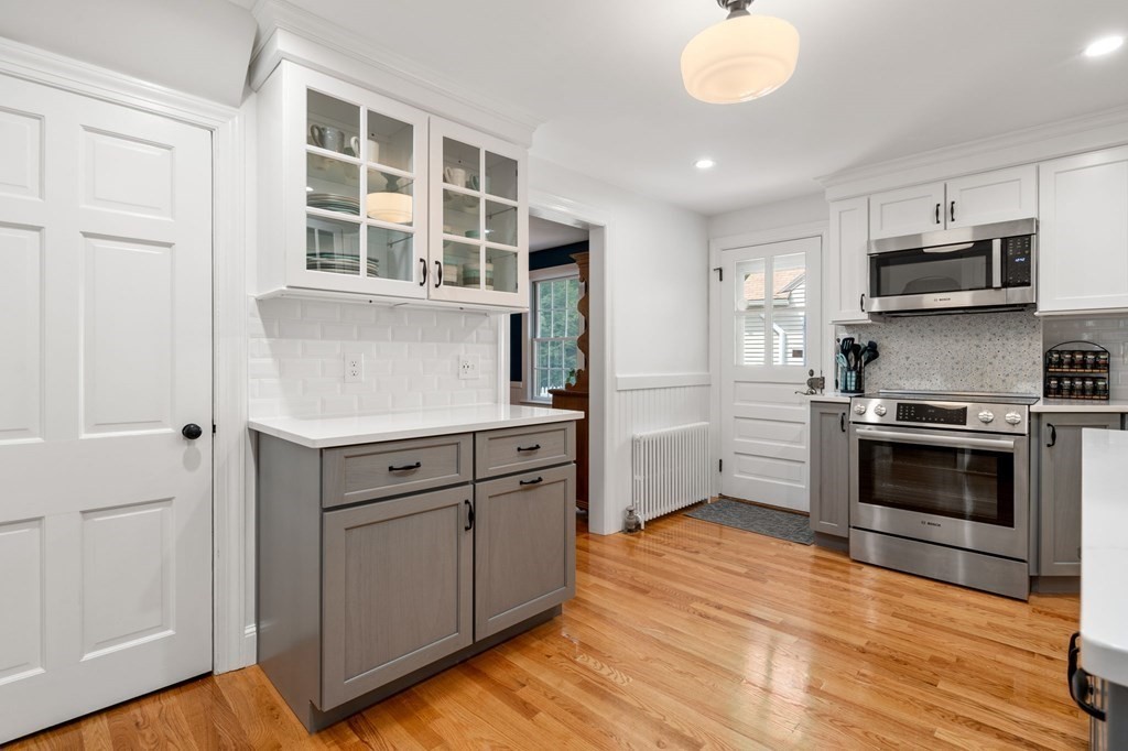 15 Westbrook Road Worcester, MA 01602 - Photo 8 of 22 Gallery Image 8