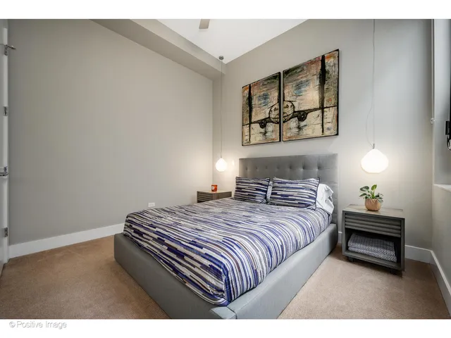 $1,495,000 | 18 North Carpenter Street, Unit PHN, Chicago, IL 60607