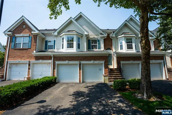$709,900 | 326 Winthrop Drive, Nutley, NJ 07110