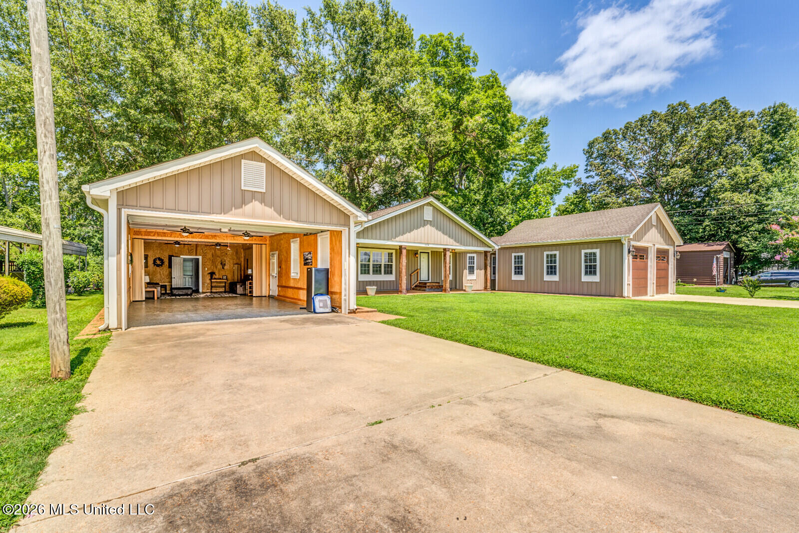 1114 Riverview Road Sardis, MS 38666 - Photo 43 of 54 46_DSC02433_4_5_6_7_mls