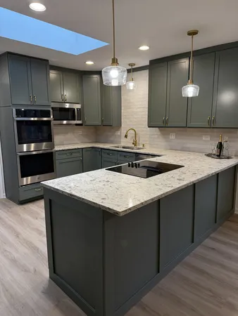 $740,000 | 318 Second Avenue, Libertyville, IL 60048