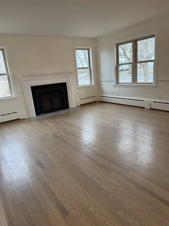 $740,000 | 318 Second Avenue, Libertyville, IL 60048