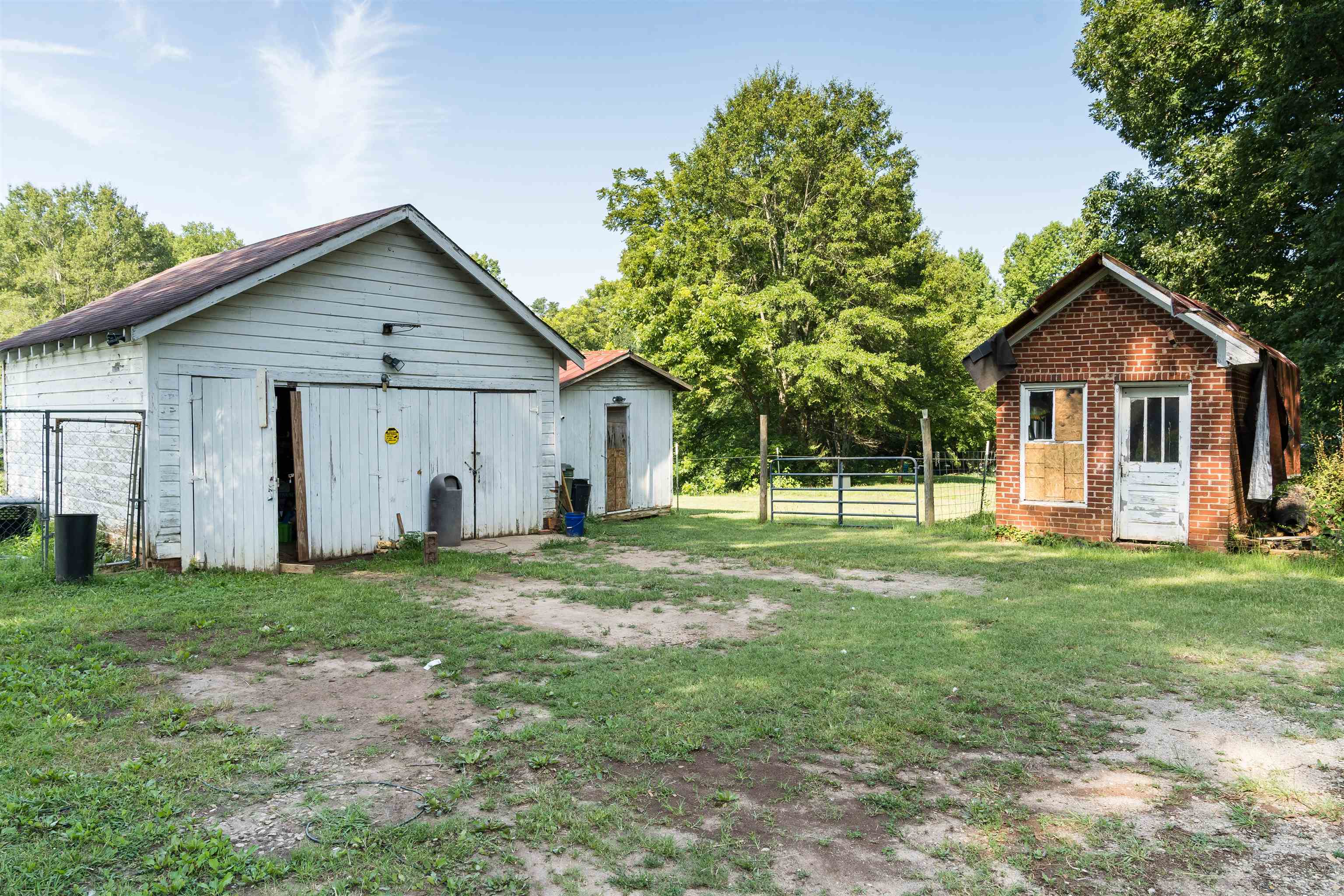 1026 Highway 11 Chesnee, SC 29323 - Photo 28 of 35