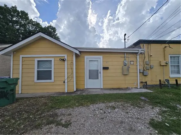$1,000 | 602 5th Avenue, Harvey, LA 70058