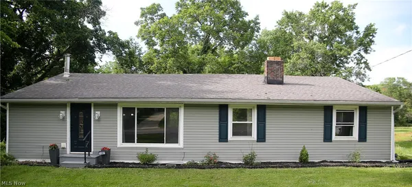 $349,000 | 1087 Krumroy Road, Akron, OH 44306