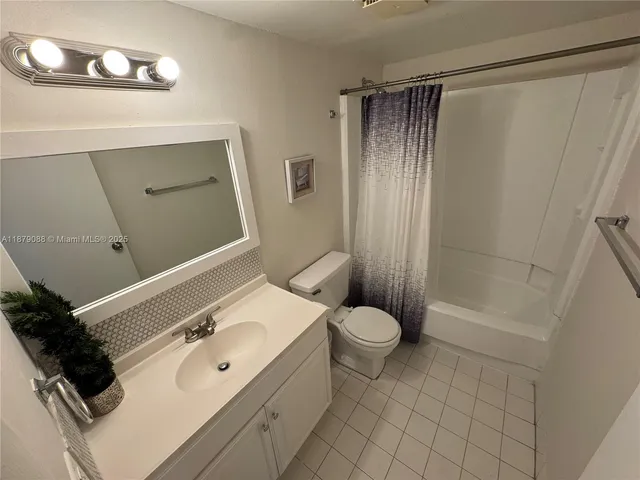 $2,100 | 6900 Southwest 39th Street, Unit 206J, Davie, FL 33314