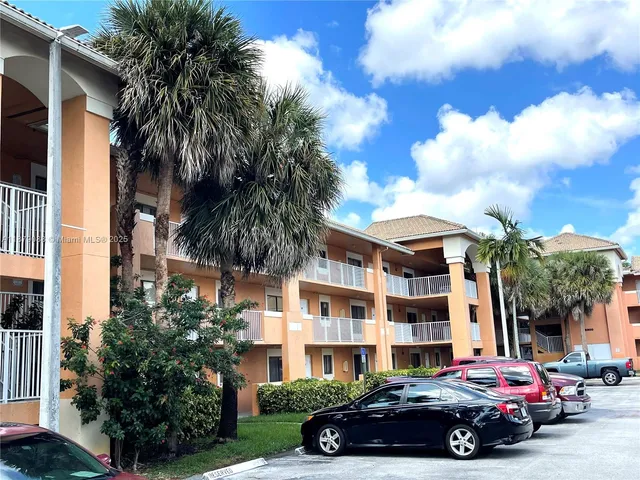 $2,100 | 6900 Southwest 39th Street, Unit 206J, Davie, FL 33314