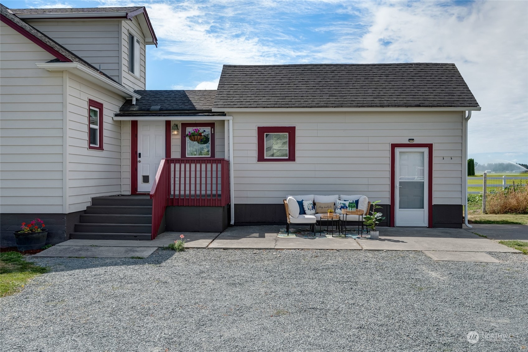 8726 Collins Road Sedro-Woolley, WA 98284 - Photo 2 of 39 Gallery Image 2