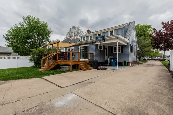 $215,000 | 432 East Crown Street, Princeton, IL 61356
