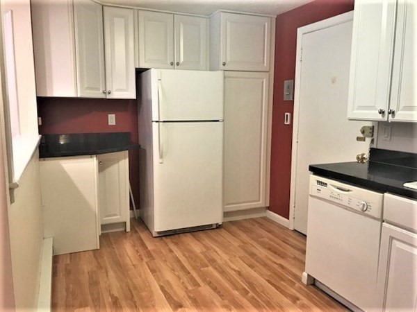 20 Hamilton Road, Unit 101 Arlington, MA 02474 - Photo 6 of 12